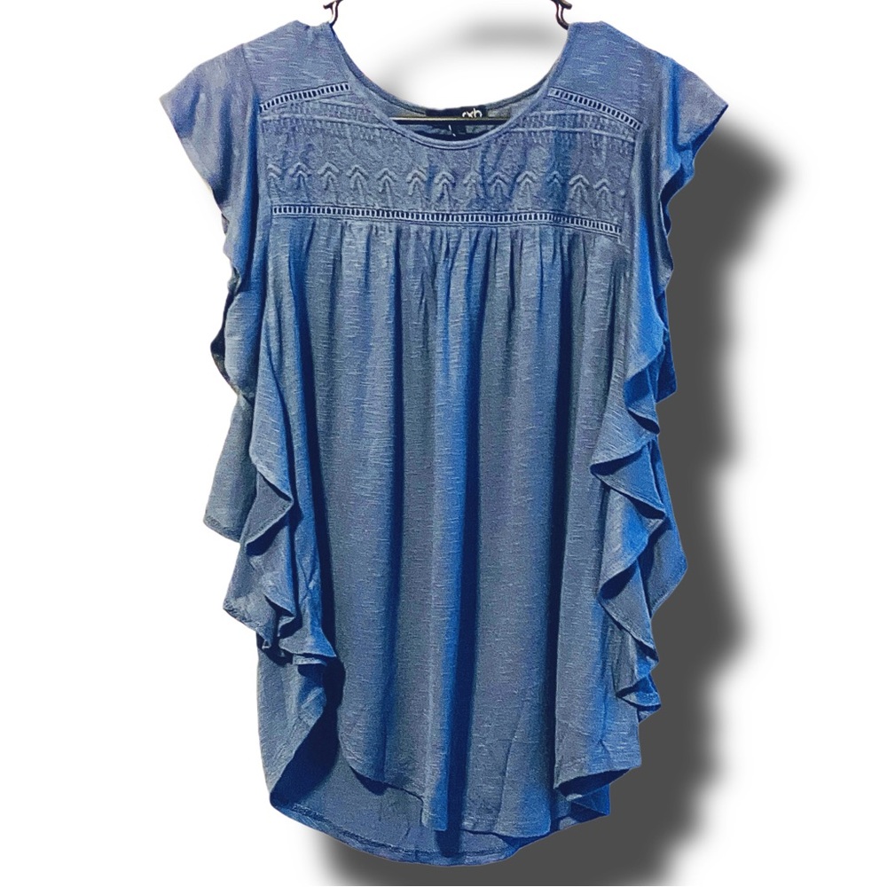Women’s Stylish Violet RXB Blouse. Size small.